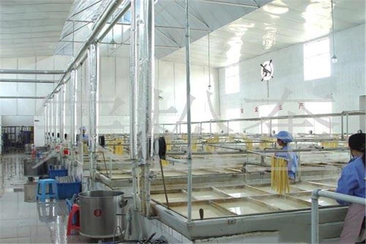 腐竹生产设备筛网尺寸过长，造成张紧螺丝张不紧